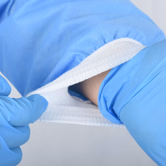 35GSM PP+PE AAMI Level 2 Hospital Disposable Medical Surgical Non Woven Isolation Gown for Doctor/Patients